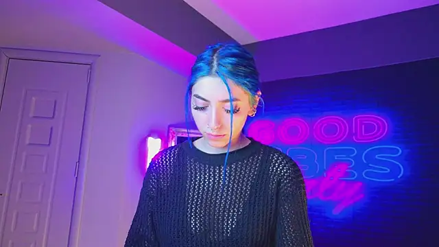 AriaVoss online show from 12.12.24