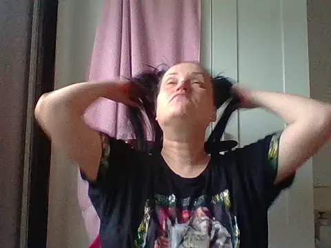  squirty cum lady  online show from 02.22.25