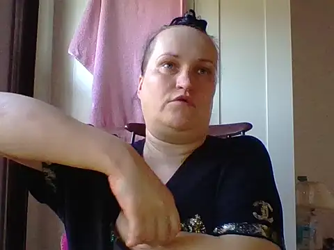  squirty cum lady  online show from 03.17.25