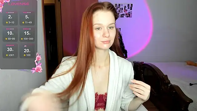 Snapshot of EmilySoul chatting on 11.09.25 EmilySoul online show from 11.09.25