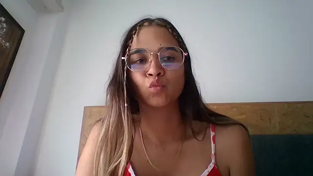 trianabell online show from 12.22.25