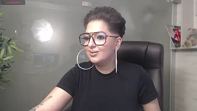 BustyAllyy online show from 01.21.25