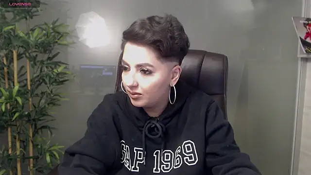 BustyAllyy online show from 02.03.25