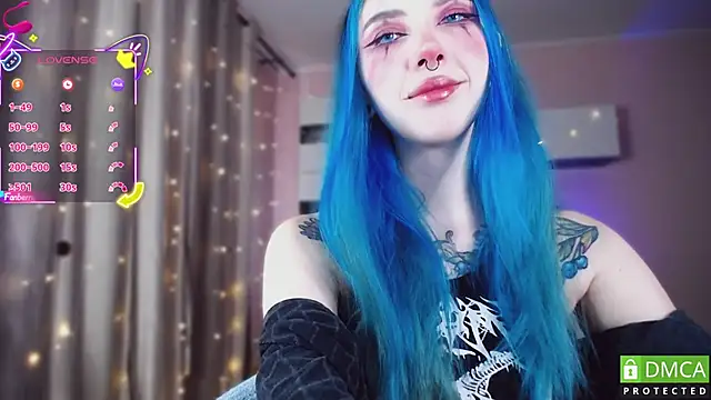 Snapshot of JustMeowGirl chatting on 10.17.25 JustMeowGirl online show from 10.17.25