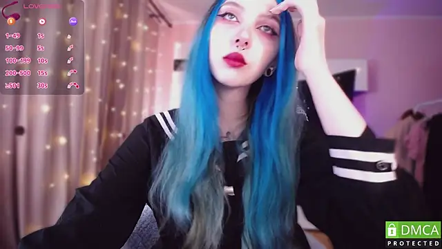 Snapshot of JustMeowGirl chatting on 11.15.25 JustMeowGirl online show from 11.15.25