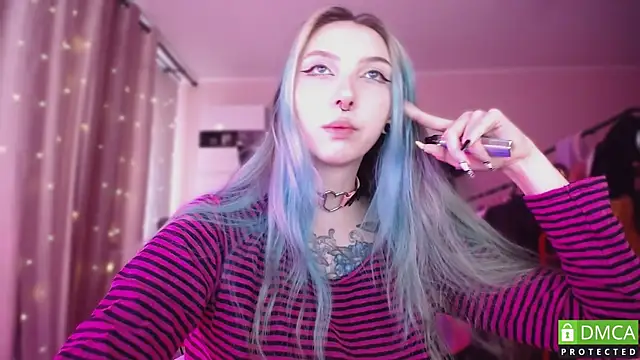 JustMeowGirl online show from 04.15.26