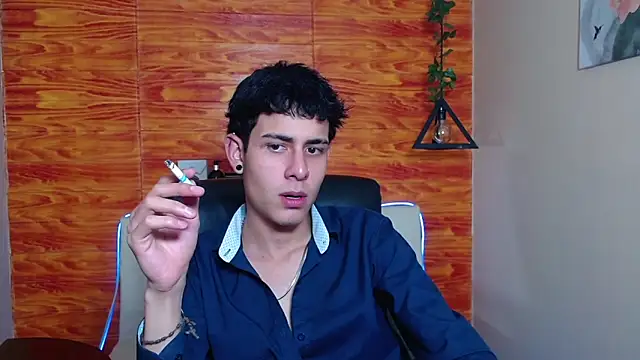 Snapshot of Bastiaan_28 chatting on 01.19.25 Bastiaan 28 online show from 01.19.25