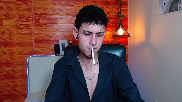 Snapshot of Bastiaan_28 chatting on 01.31.25 Bastiaan 28 online show from 01.31.25