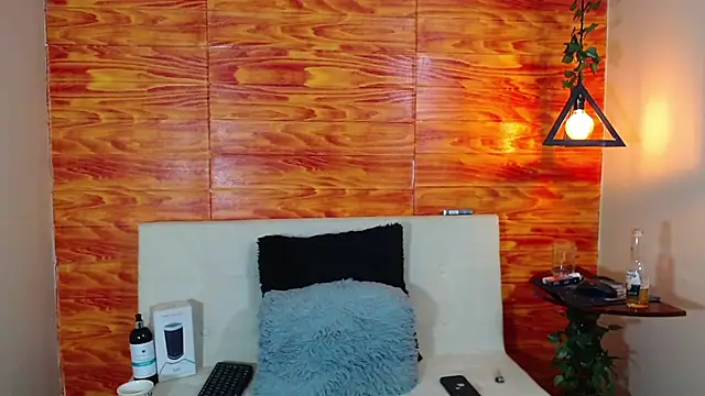 Snapshot of Bastiaan_28 chatting on 03.08.25 Bastiaan 28 online show from 03.08.25