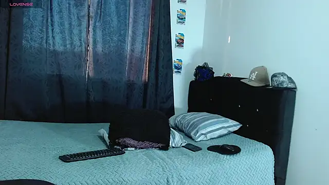 Snapshot of Bastiaan_28 chatting on 11.01.25 Bastiaan 28 online show from 11.01.25