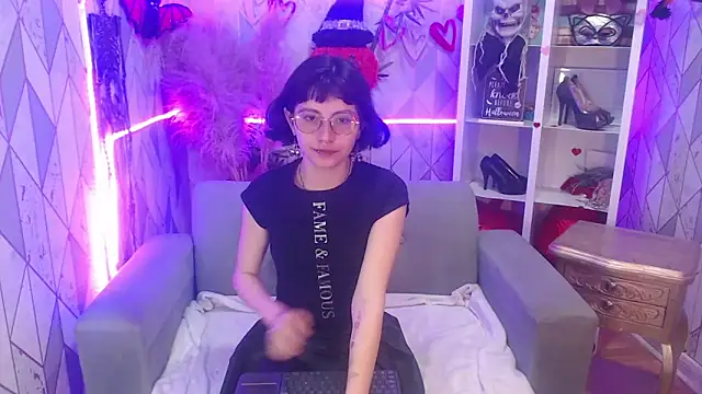 charlottemoonxz online show from 10.20.25