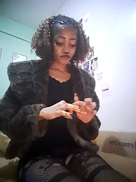 GoddessVee online show from 10.31.25