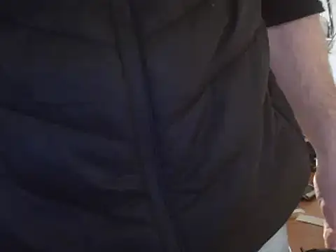 Snapshot of 0815lukas2024 chatting on 02.24.25 0815lukas2024 online show from 02.24.25