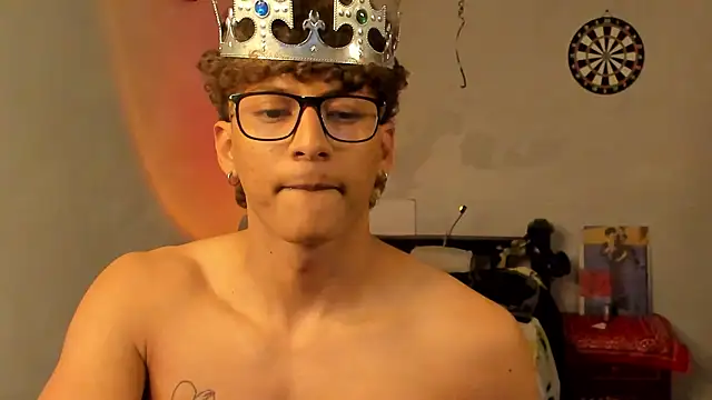 Snapshot of Ivano_joness chatting on 01.28.25 Ivano joness online show from 01.28.25