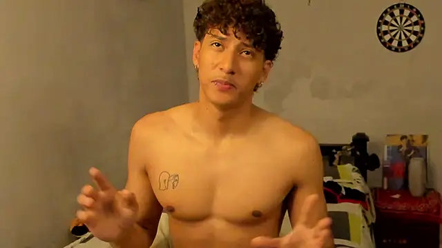 Snapshot of Ivano_joness chatting on 01.30.25 Ivano joness online show from 01.30.25