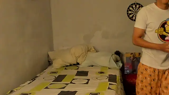 Snapshot of Ivano_joness chatting on 02.03.25 Ivano joness online show from 02.03.25