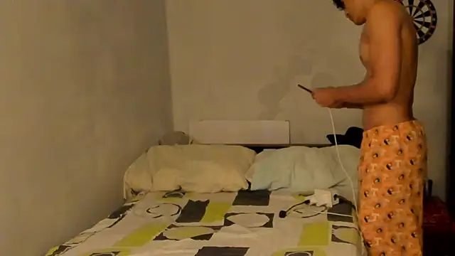 Snapshot of Ivano_joness chatting on 02.06.25 Ivano joness online show from 02.06.25