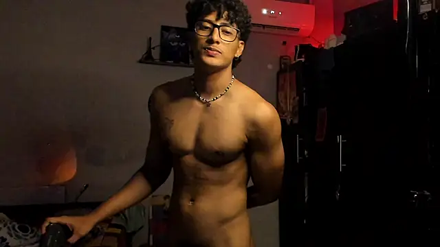 Snapshot of Ivano_joness chatting on 02.27.25 Ivano joness online show from 02.27.25