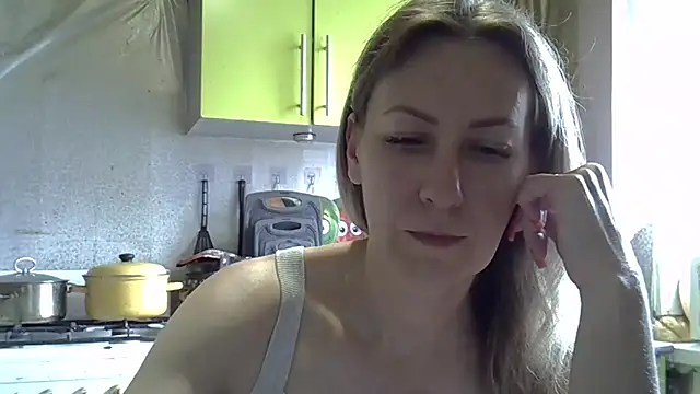 Snapshot of AshleyXHoney chatting on 06.03.26 AshleyXHoney online show from 06.03.26