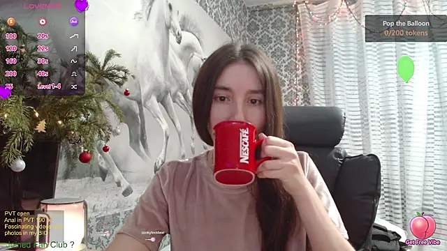 Wowpornoo online show from 12.20.24