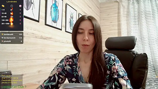 Wowpornoo online show from 03.18.25