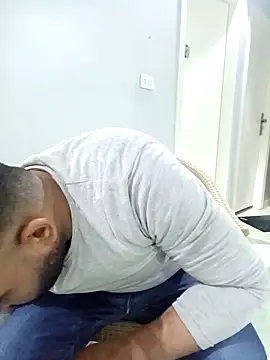 ListedLoin online show from 03.04.25