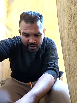 ListedLoin online show from 04.05.26