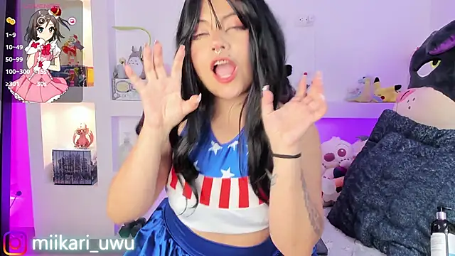 Snapshot of Ahri_Elderwood chatting on 02.21.25 Ahri Elderwood online show from 02.21.25