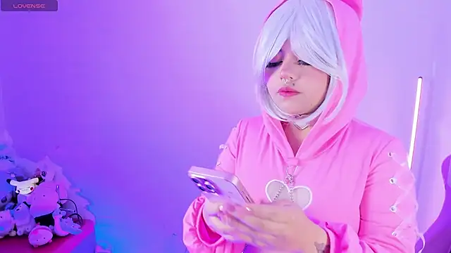 Snapshot of Ahri_Elderwood chatting on 01.14.26 Ahri Elderwood online show from 01.14.26