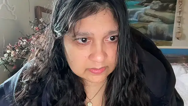 MelanieFawker online show from 10.17.25