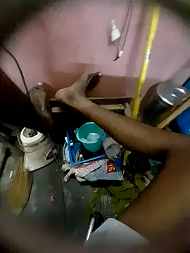 Tamil boy age28 online show from 09.15.25