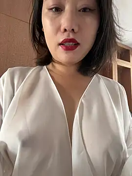 Eliza-E online show from 05.13.26