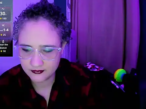 lolalicious 758 online show from 10.26.25