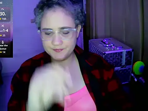 lolalicious 758 online show from 10.27.25