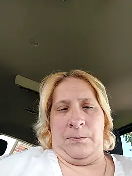 Snapshot of Icedcoffee2024 chatting on 10.23.25 Icedcoffee2024 online show from 10.23.25