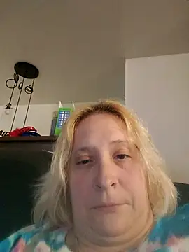 Snapshot of Icedcoffee2024 chatting on 11.02.25 Icedcoffee2024 online show from 11.02.25