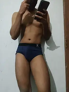 Snapshot of Lust_boy_Navi chatting on 10.11.25 Lust boy Navi online show from 10.11.25