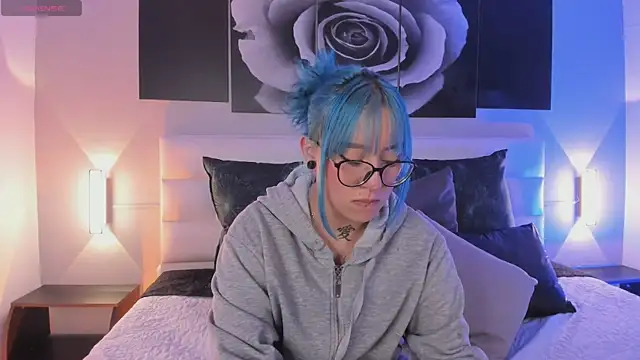 Snapshot of sofi_bakerr chatting on 09.18.25 sofi bakerr online show from 09.18.25