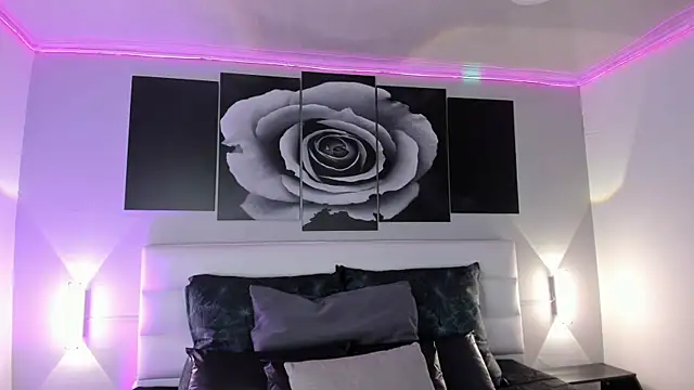 Snapshot of sofi_bakerr chatting on 11.12.25 sofi bakerr online show from 11.12.25