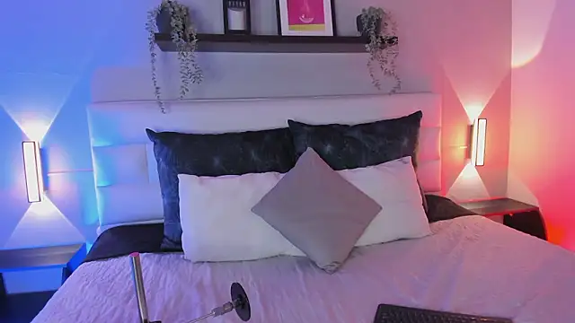 sofi bakerr online show from 03.10.26