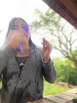 Snapshot of VAL_PRINCESS chatting on 12.17.24 VAL PRINCESS online show from 12.17.24