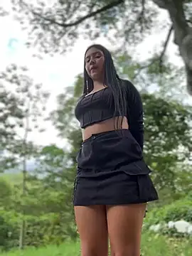 Snapshot of VAL_PRINCESS chatting on 01.07.25 VAL PRINCESS online show from 01.07.25