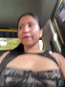 Snapshot of VAL_PRINCESS chatting on 03.08.25 VAL PRINCESS online show from 03.08.25