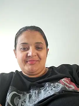 sarahhh1987 online show from 10.31.25