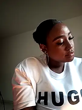 Perlasexyu1 online show from 10.16.25