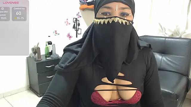Snapshot of Aaliyah_brown chatting on 01.24.25 Aaliyah brown online show from 01.24.25