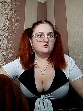 WhiteBellaX online show from 02.13.26