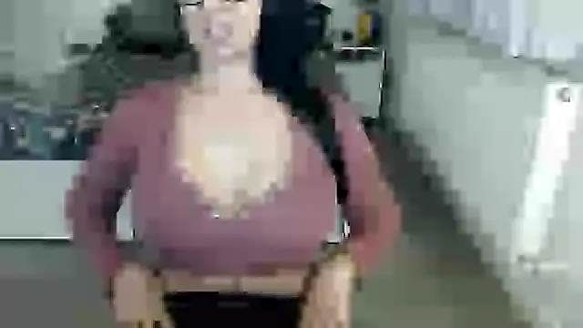 KimBeee online show from 01.30.25