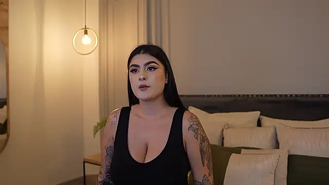 IrisBaker online show from 01.15.26