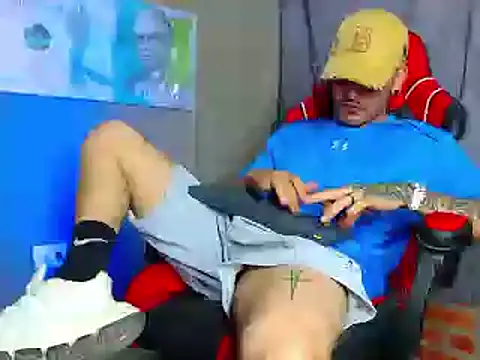 Snapshot of smoker445 chatting on 03.08.25 smoker445 online show from 03.08.25